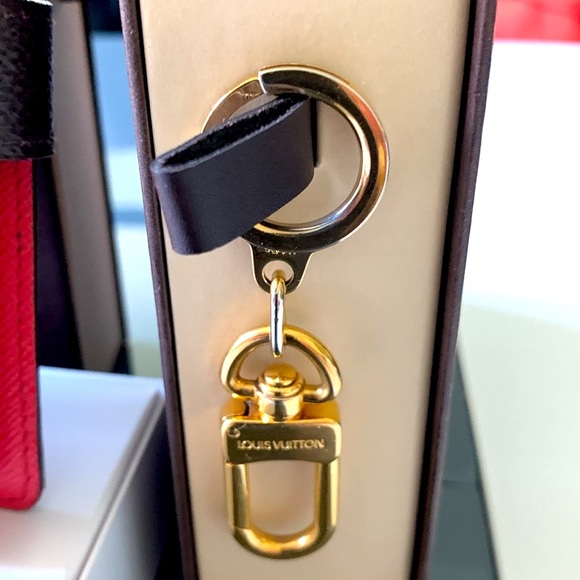 ❤️Authentic Loui Vuitton Chain Extender Key Ring (Excellent condition) - Picture 2 of 10